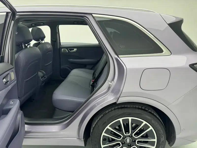 Shangjie H5 2025 Pure Electric Max Long Range Edition — миниатюра 22
