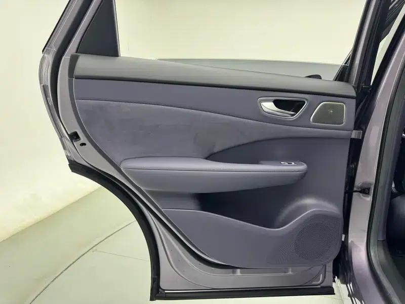 Shangjie H5 2025 Pure Electric Max Long Range Edition — миниатюра 27
