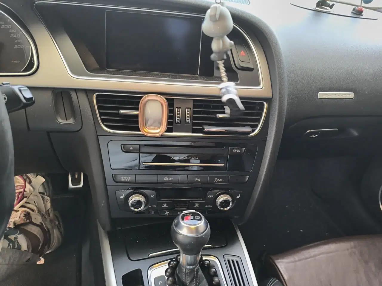 Audi S5 2012 S5 3.0T Sportback — миниатюра 13