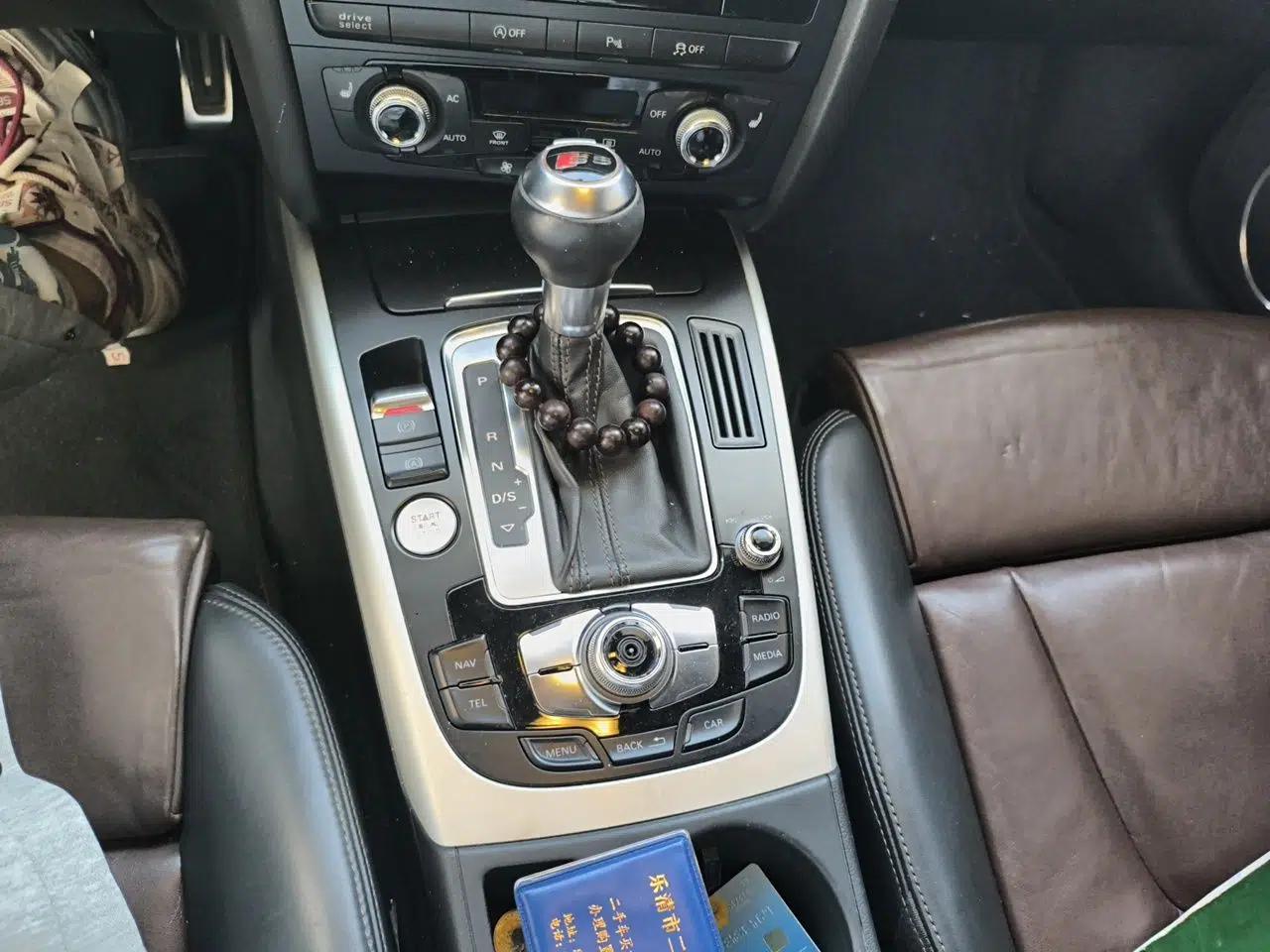 Audi S5 2012 S5 3.0T Sportback — миниатюра 14