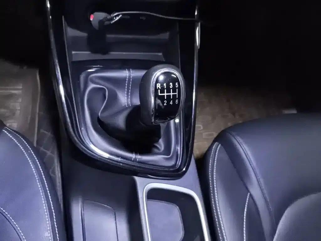 Baojun 530 2020 1.5T Manual Deluxe 6-seater — миниатюра 11