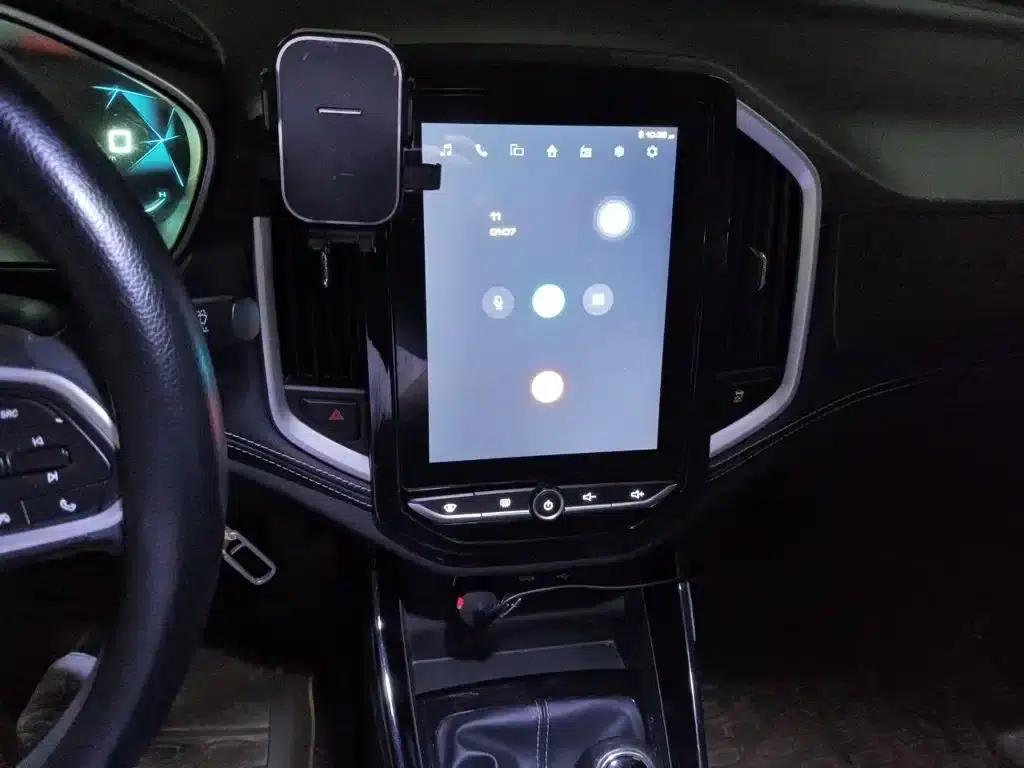 Baojun 530 2020 1.5T Manual Deluxe 6-seater — миниатюра 10
