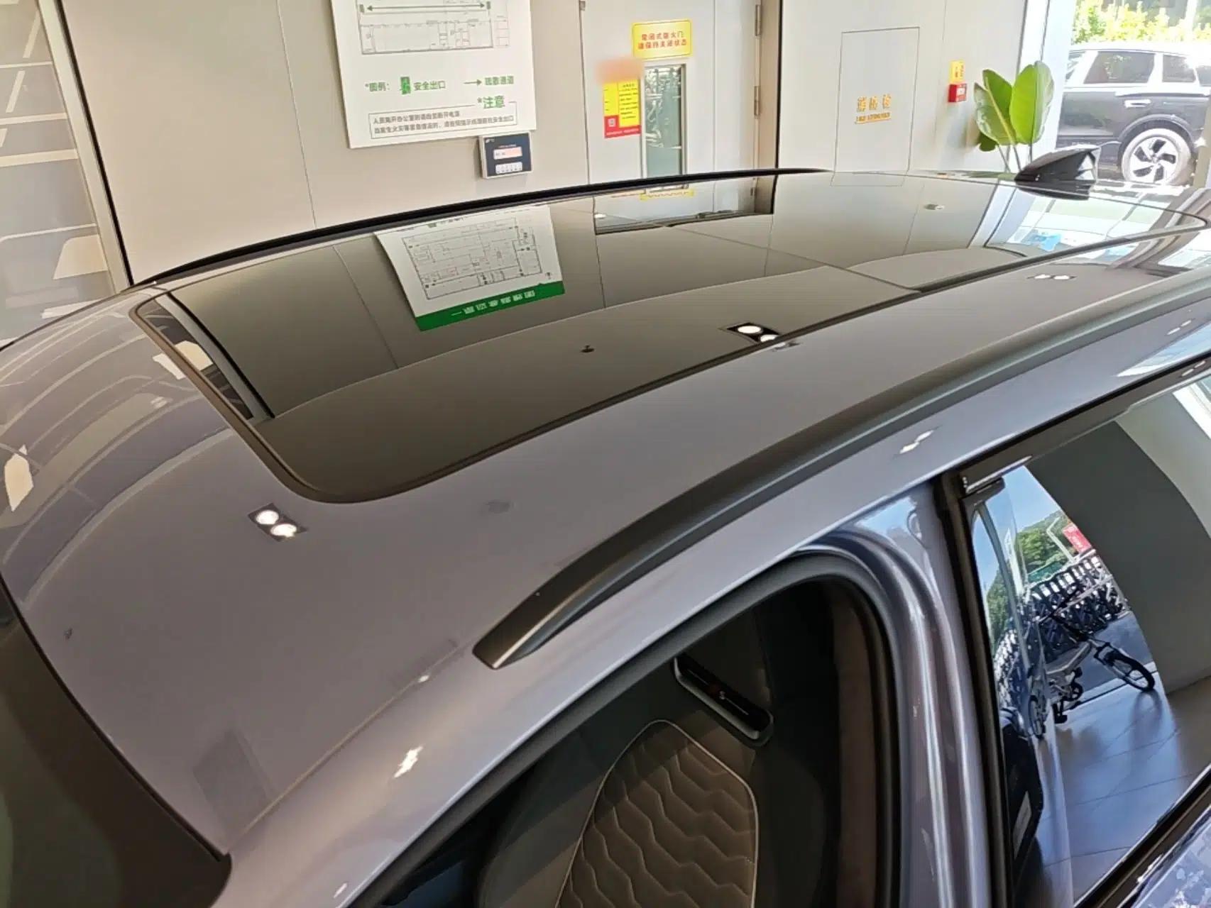 Audi Q6L e-tron 2026 First Launch Navigation Edition — миниатюра 7