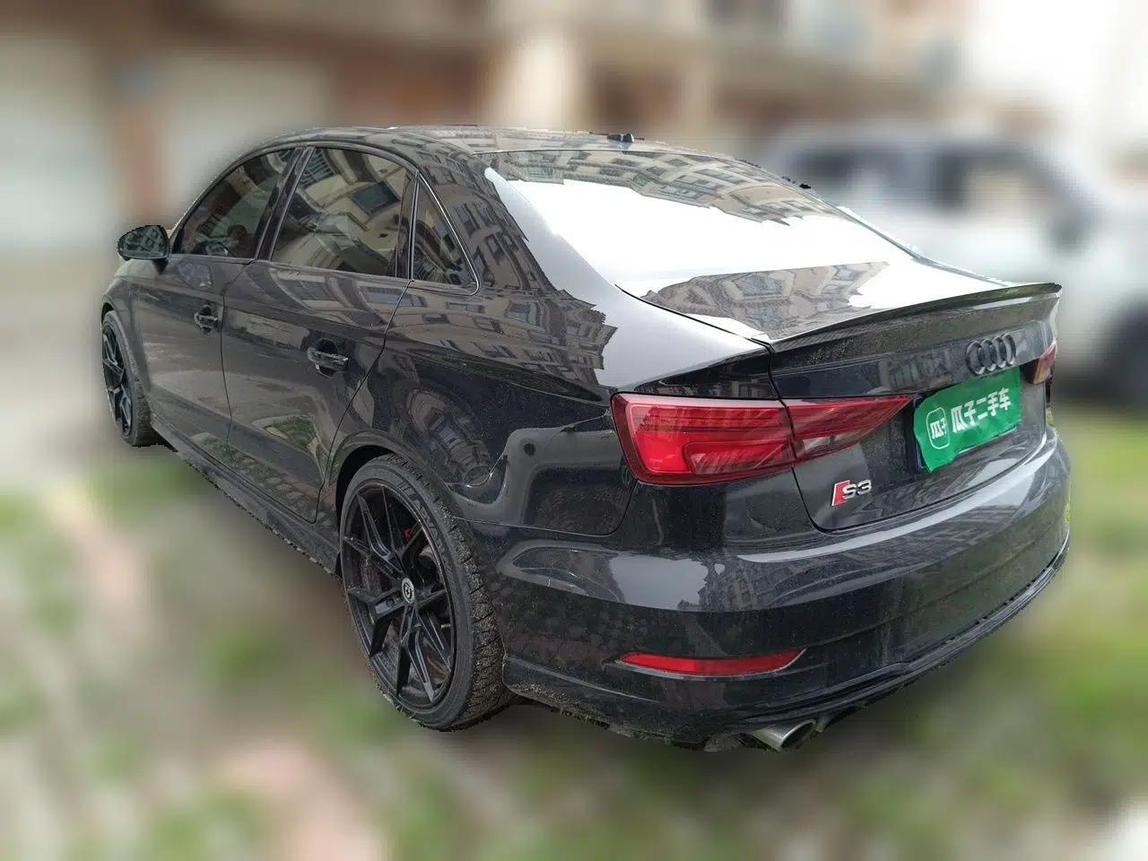Audi S3 2017 Year Restyled S3 2.0T Limousine — миниатюра 4