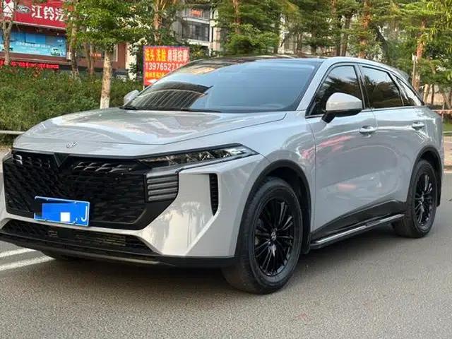 Venucia V2022 260T Idol Edition