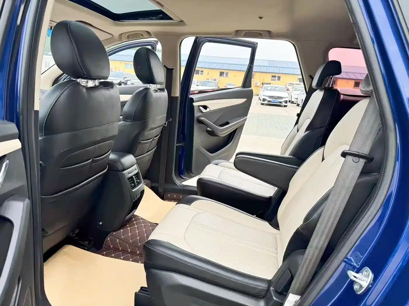Baojun 360 2018 1.5L Manual Deluxe Edition (National V Emission Standard) — миниатюра 8
