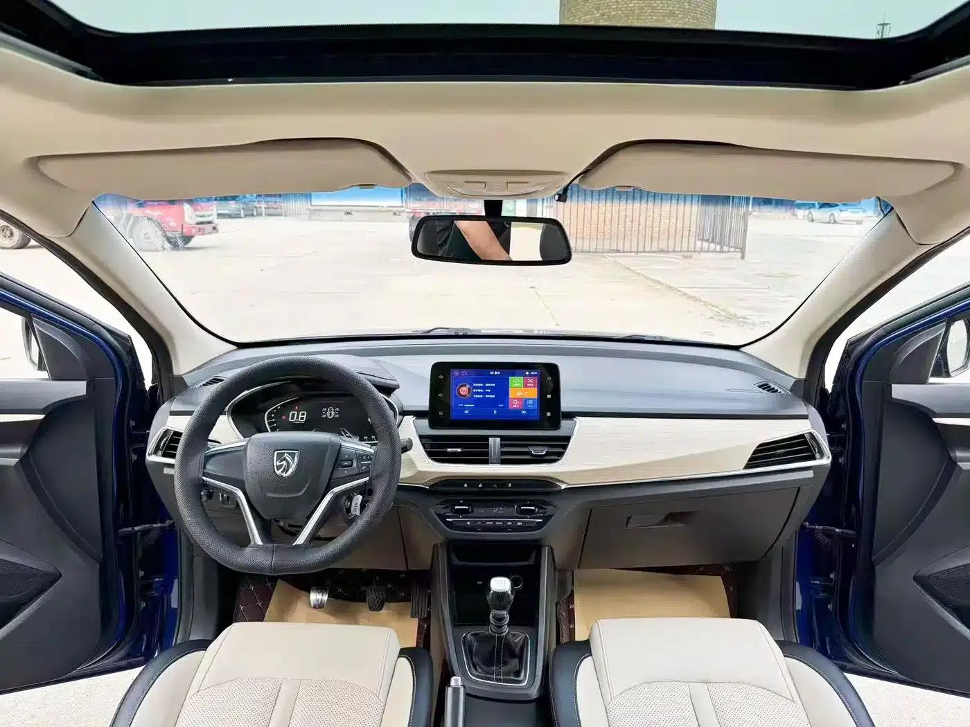 Baojun 360 2018 1.5L Manual Deluxe Edition (National V Emission Standard) — миниатюра 9