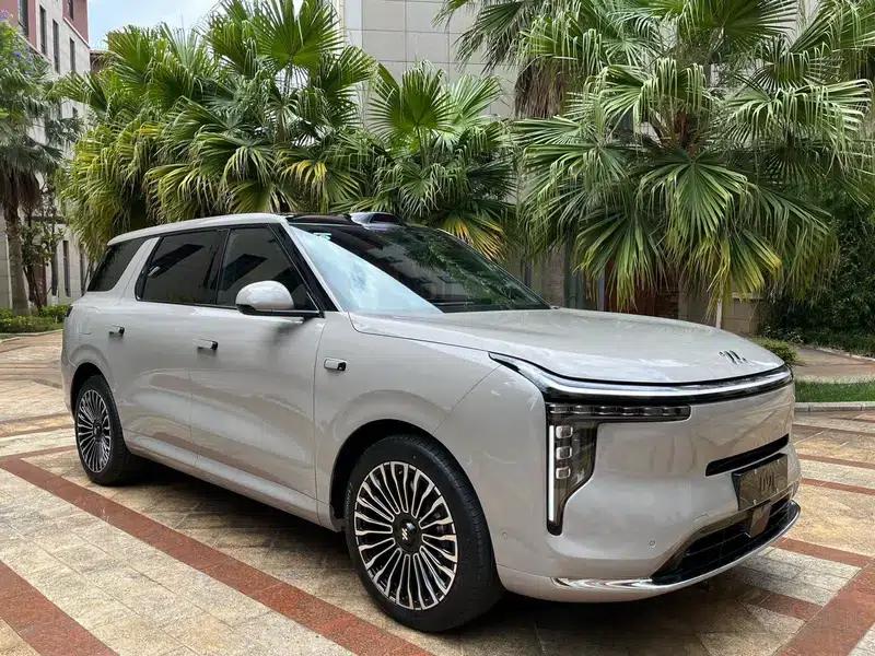 Smart LS8 2026 Model 52 Max+ Luxury Six-Seater — миниатюра 3