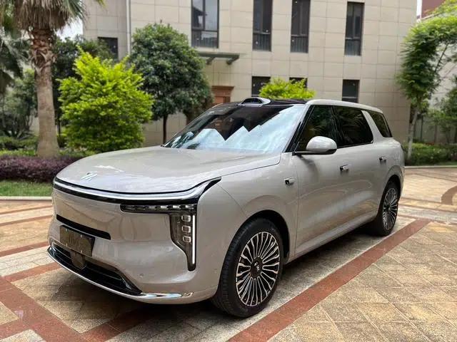 Smart LS8 2026 Model 52 Max+ Luxury Six-Seater
