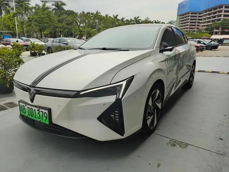 Lingxi L 2024 Ready Player One Edition — миниатюра 1