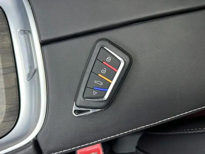 Blue Electric E5 2023 1.5L DE-i Enjoy Edition — миниатюра 11