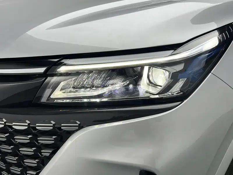 Blue Electric E5 2023 1.5L DE-i Enjoy Edition — миниатюра 12