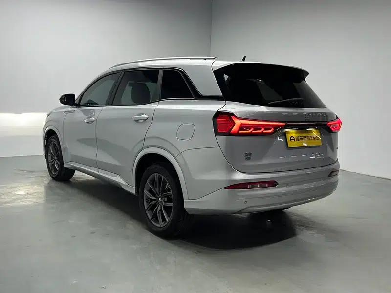 Blue Electric E5 2023 1.5L DE-i Enjoy Edition — миниатюра 5