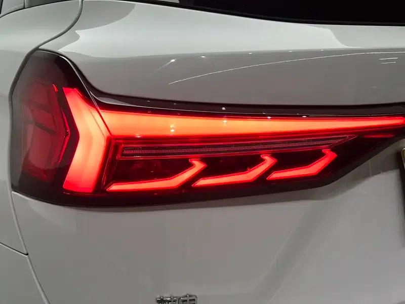 Landian E5 2024 Glory Edition 100km Premium Model — миниатюра 13