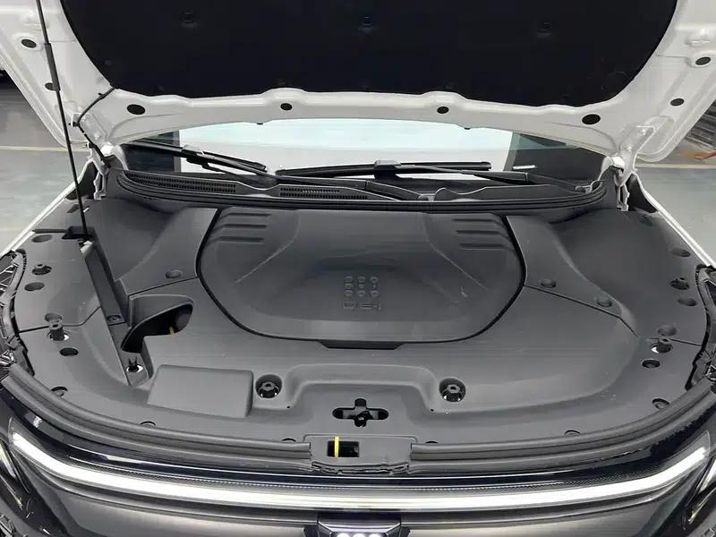 Landian E5 2024 Glory Edition 100km Premium Model — миниатюра 10