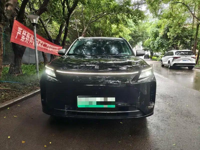 Blue Electric E5 PLUS 2026 Standard Range AWD Performance Ultra — миниатюра 2