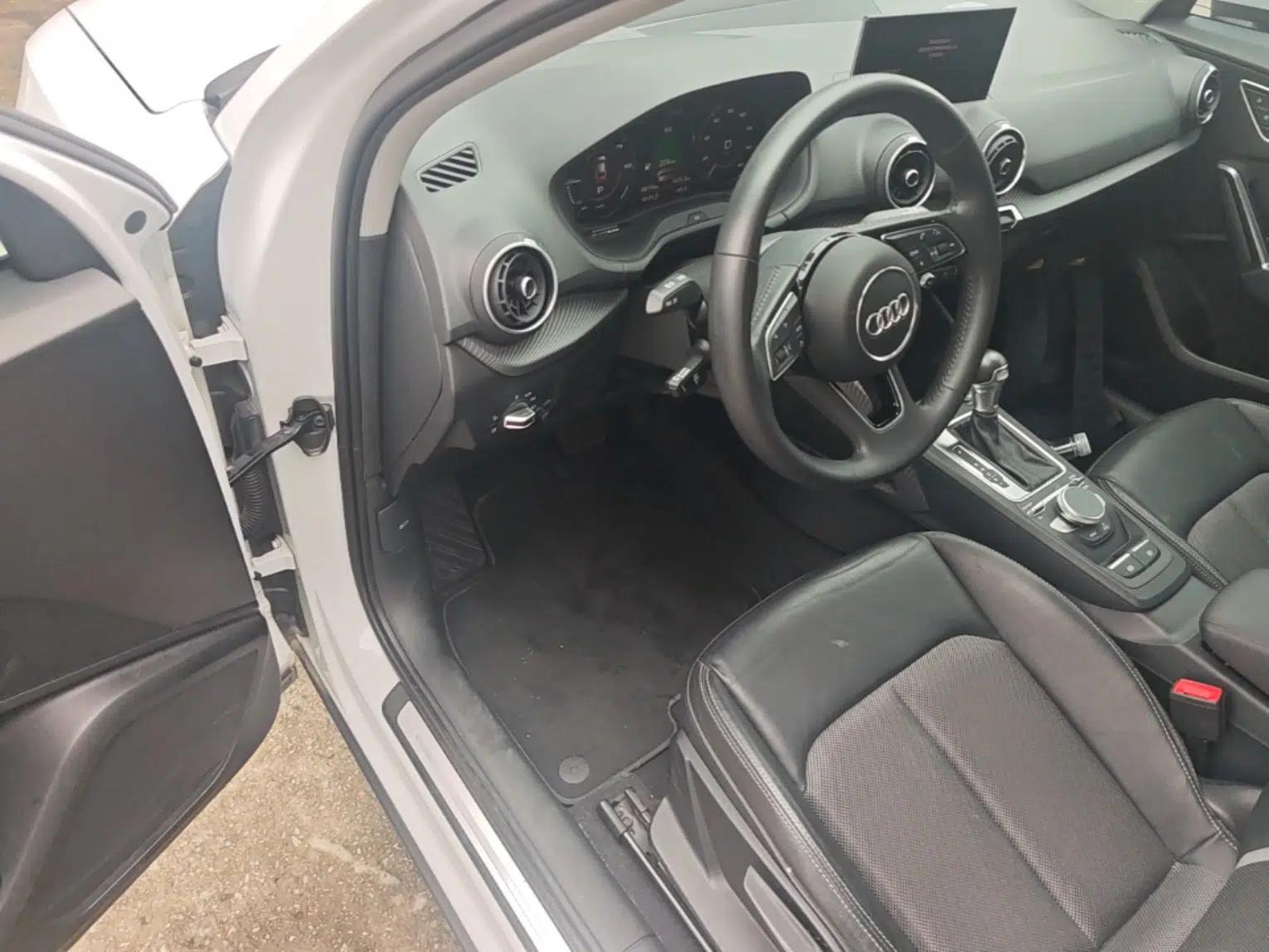 Audi Q2L e-tron 2019 Q2L e-tron Pure Electric Smart Enjoyment Model — миниатюра 23