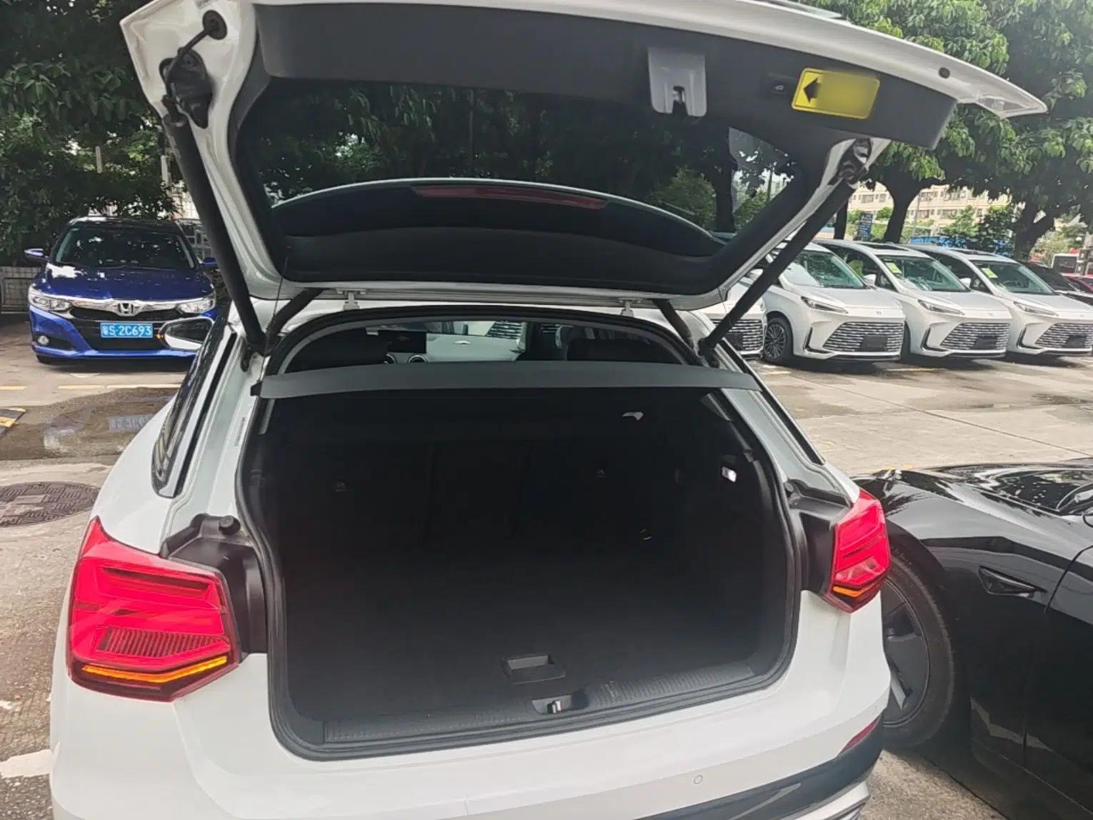 Audi Q2L e-tron 2019 Q2L e-tron Pure Electric Smart Enjoyment Model — миниатюра 27