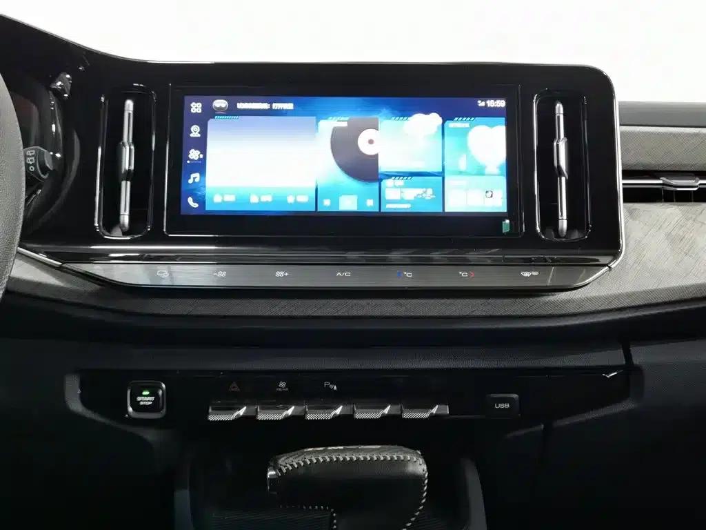 Baojun RM-5 2019 1.5T CVT 24-hour online luxury 6-seater — миниатюра 12