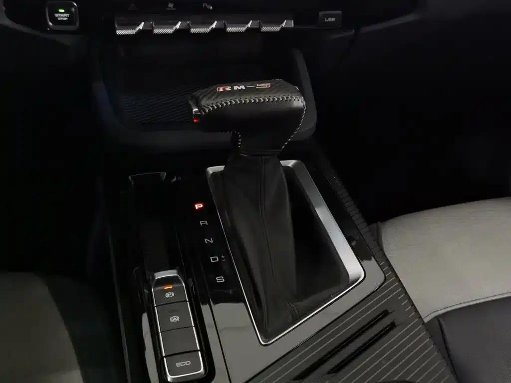 Baojun RM-5 2019 1.5T CVT 24-hour online luxury 6-seater — миниатюра 13