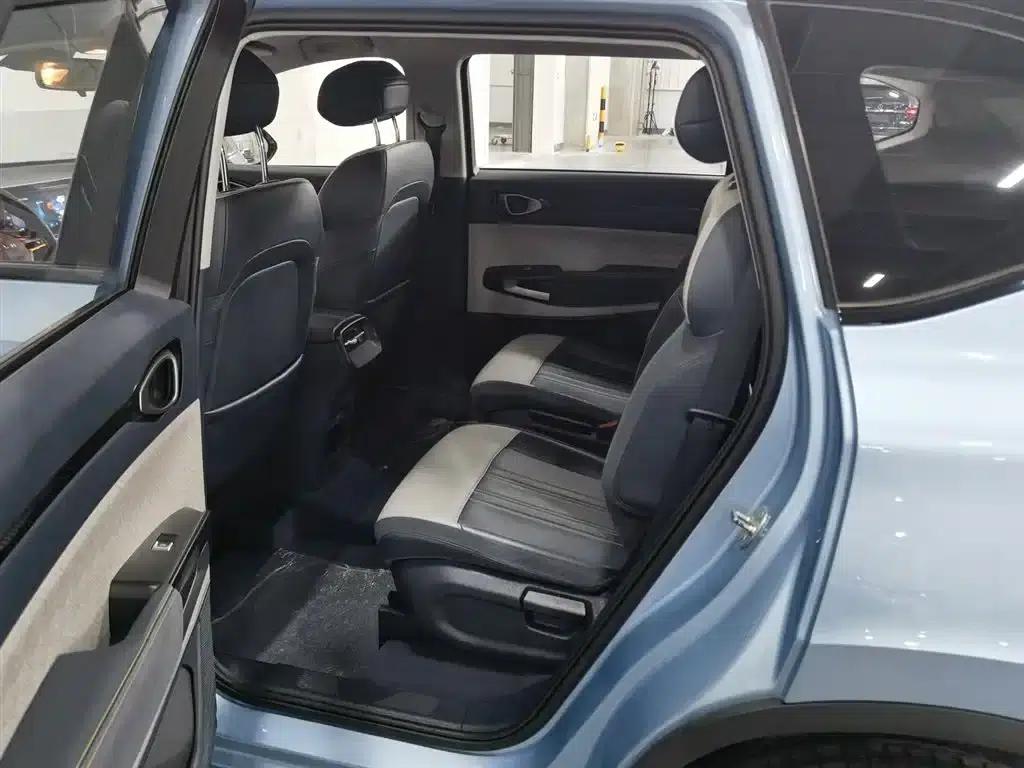 Baojun RM-5 2019 1.5T CVT 24-hour online luxury 6-seater — миниатюра 15