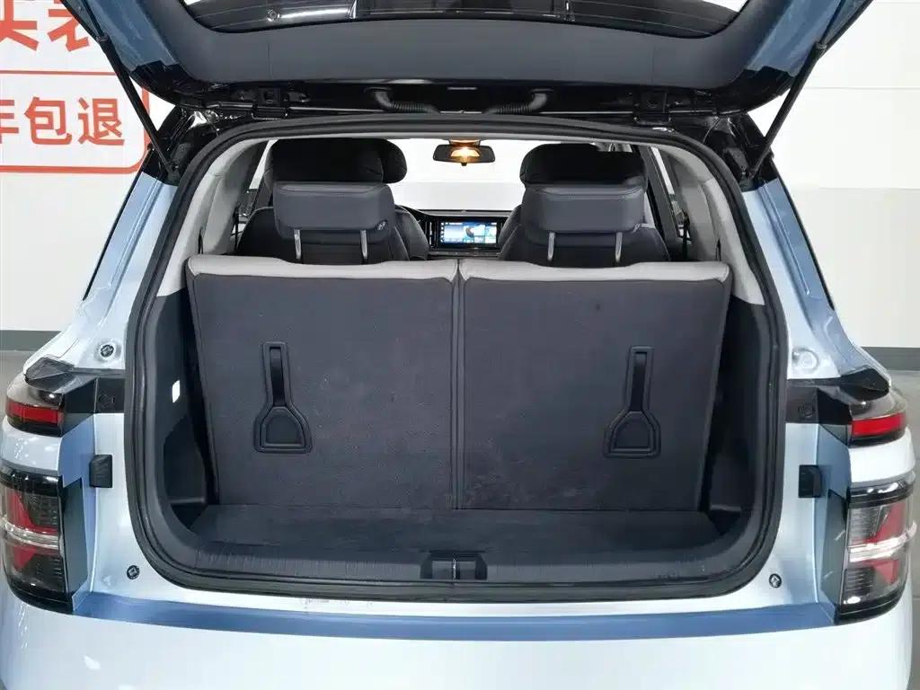Baojun RM-5 2019 1.5T CVT 24-hour online luxury 6-seater — миниатюра 16