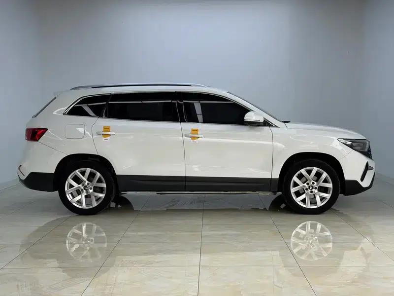 Jetta VS7 2023 280TSI Automatic Entry-Level Edition — миниатюра 8