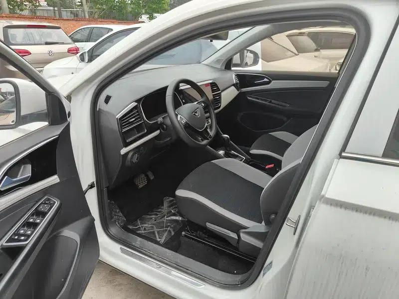 Jetta VS7 2023 280TSI Automatic Entry-Level Edition — миниатюра 7