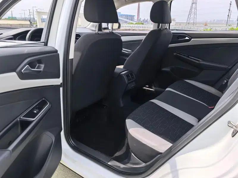 Jetta VS7 2022 280TSI Automatic Entry-Level Edition — миниатюра 17