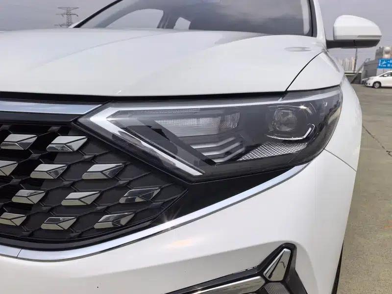 Jetta VS7 2022 280TSI Automatic Entry-Level Edition — миниатюра 8