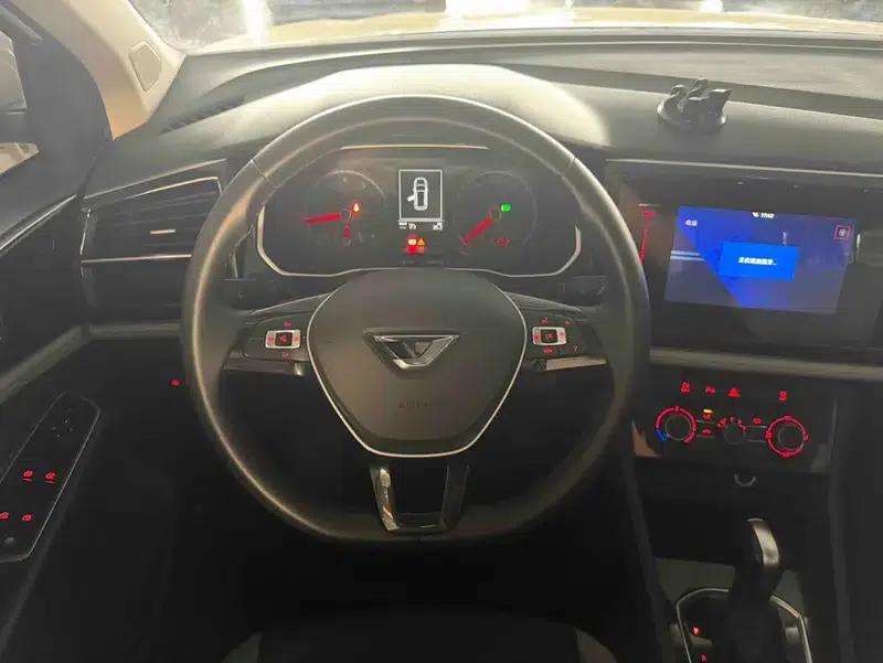 Jetta VS7 2022 Panda Edition 1.4T Automatic Glory Pro — миниатюра 11