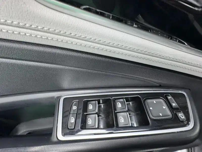 Jetta VS7 2023 280TSI Automatic Entry-Level Edition — миниатюра 25