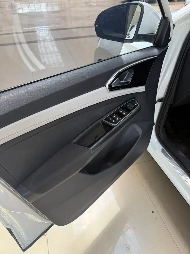 Jetta VS7 2022 280TSI Automatic Entry-Level Edition — миниатюра 12