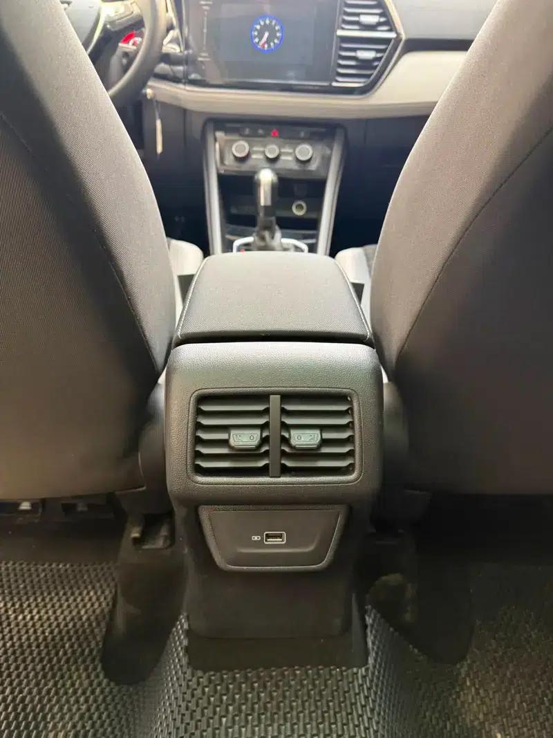 Jetta VS7 2022 280TSI Automatic Entry-Level Edition — миниатюра 8