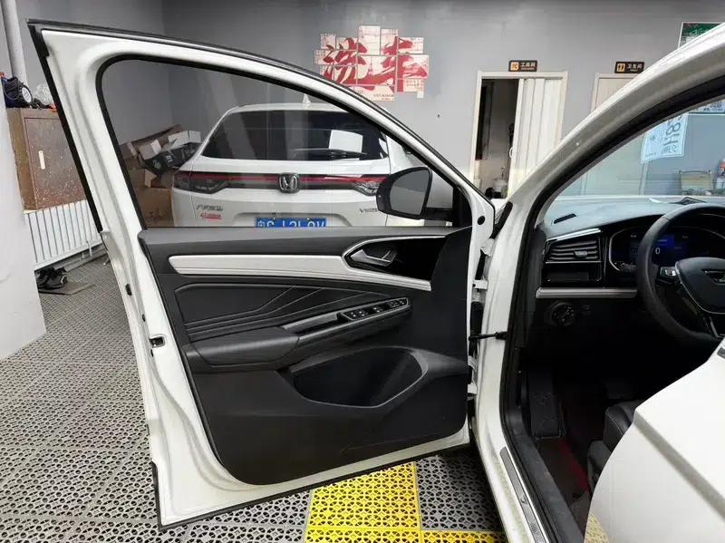 Jetta VS7 2023 280TSI Automatic Enjoy Edition — миниатюра 23
