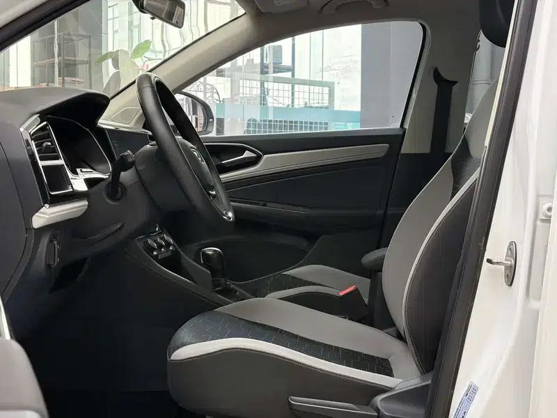 Jetta VS7 2023 280TSI Automatic Entry-Level Edition — миниатюра 12
