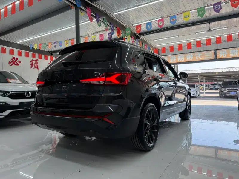 Jetta VS7 2023 280TSI Automatic High-Gloss Enjoy Edition — миниатюра 6