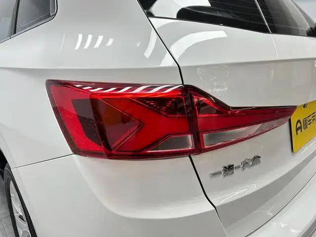 Jetta VS7 2023 280TSI Automatic Entry-Level Edition — миниатюра 13
