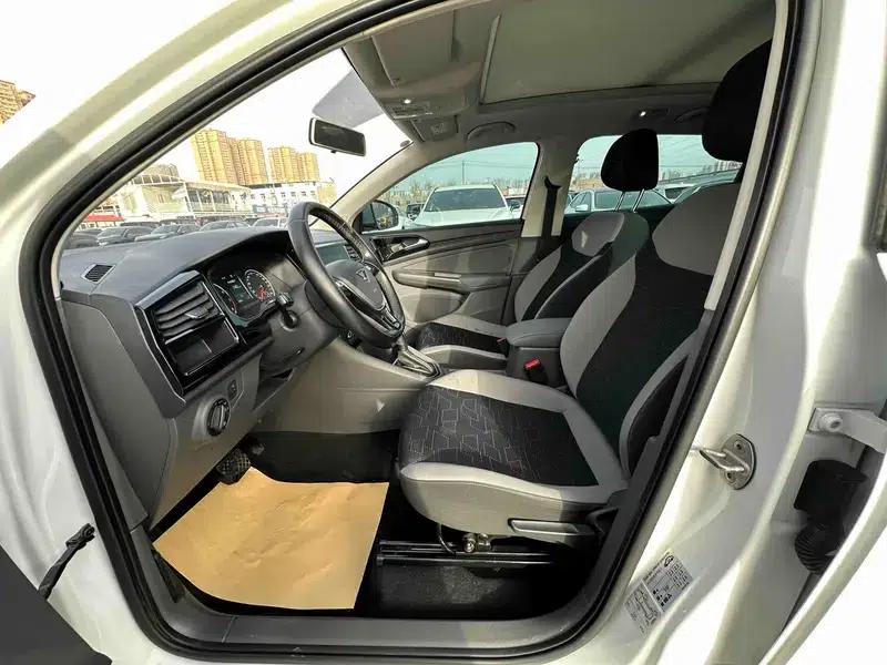 Jetta VS7 2020 1.4T Automatic Entry-Level Edition — миниатюра 13
