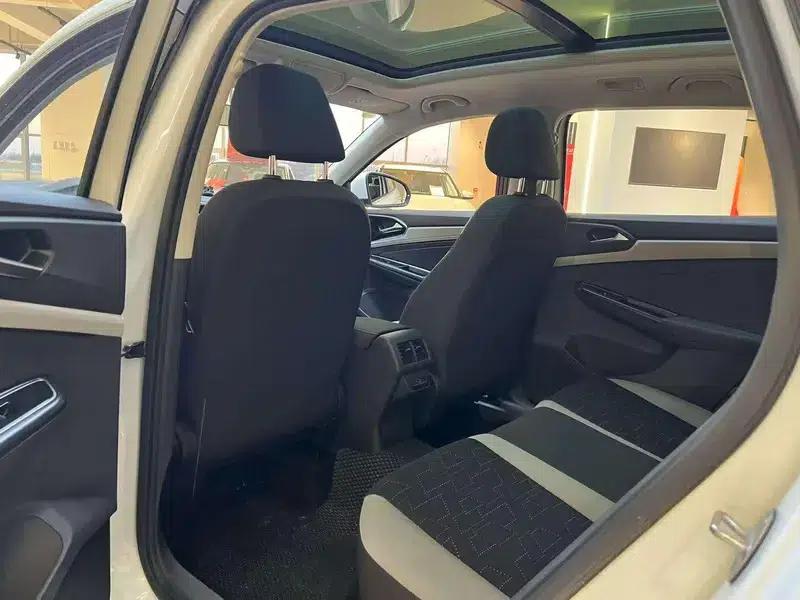 Jetta VS7 2023 280TSI Automatic Entry-Level Edition — миниатюра 9