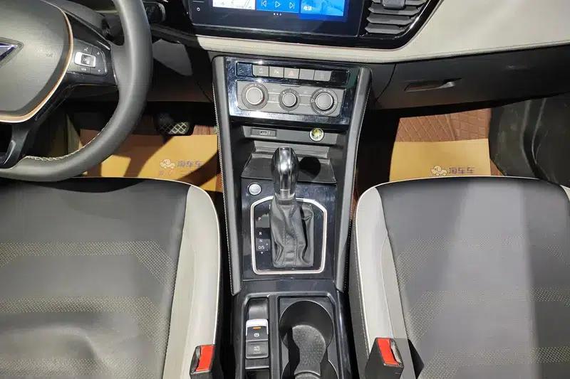 Jetta VS7 2022 280TSI Automatic High-Gloss Enjoy Edition — миниатюра 9