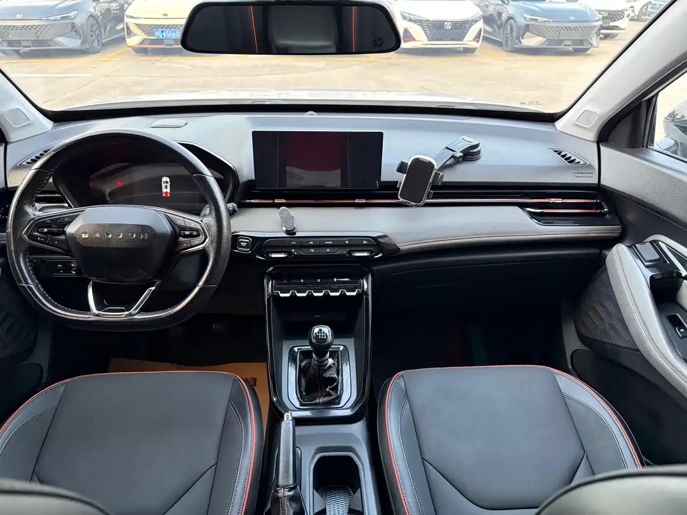 Baojun RS-3 2020 1.5L Manual Intelligent Luxury Edition — миниатюра 7