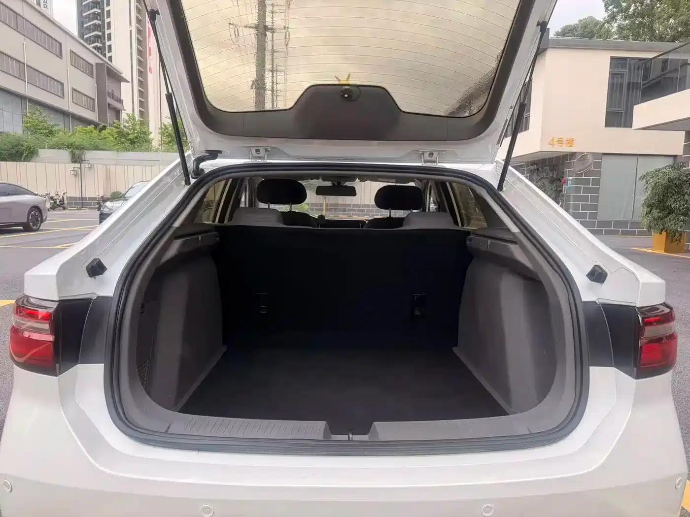 Baojun RC-5 2020 1.5L CVT Smart Elite Edition — миниатюра 14