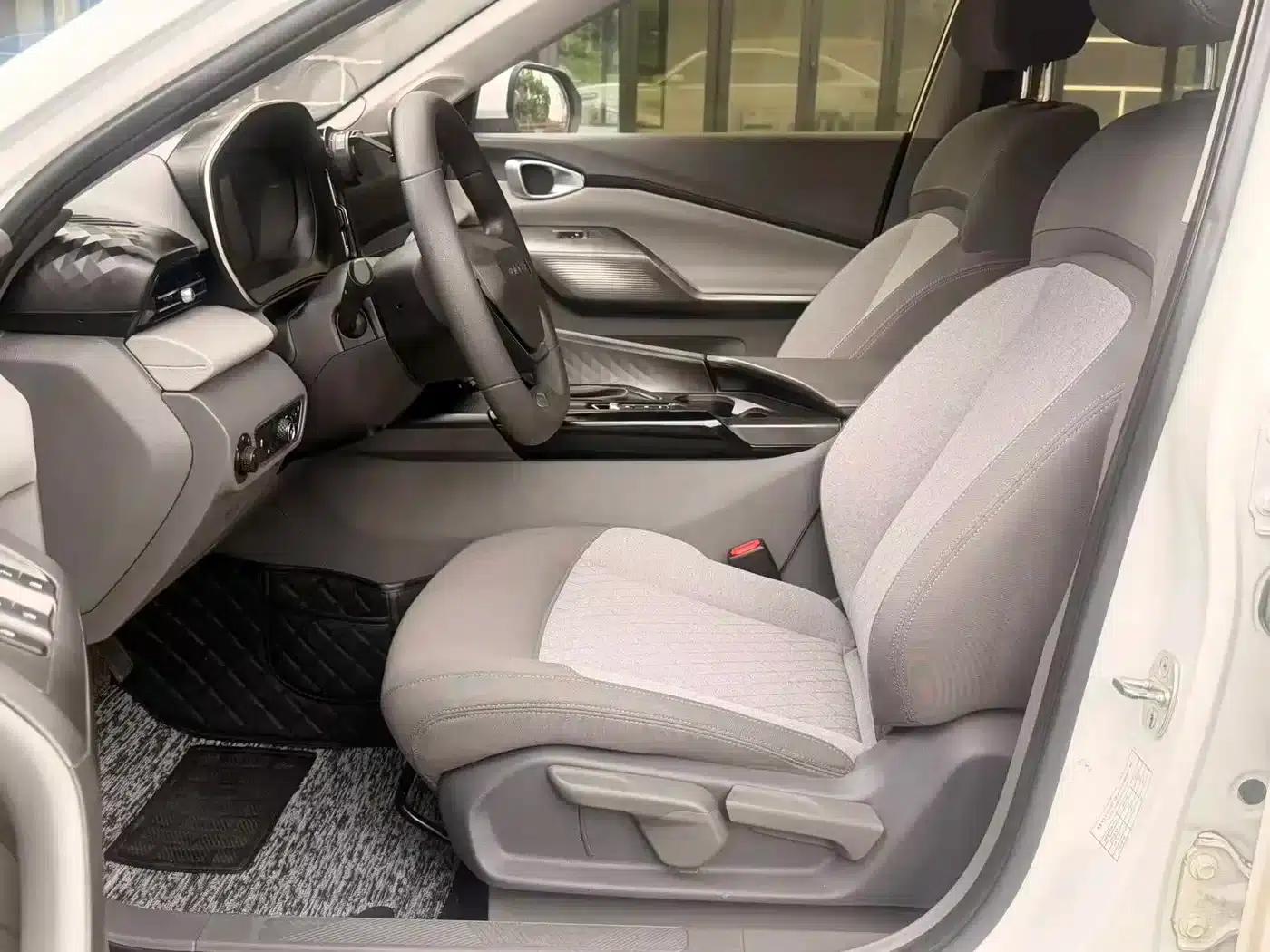 Baojun RC-5 2020 1.5L CVT Smart Elite Edition — миниатюра 9