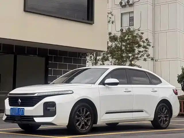 Baojun RC-5 2020 1.5L CVT Smart Elite Edition