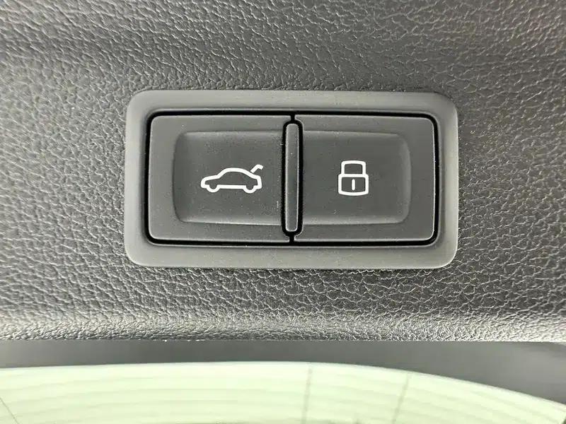 Audi Q3 2023 35 TFSI Fashion Dynamic Edition — миниатюра 7