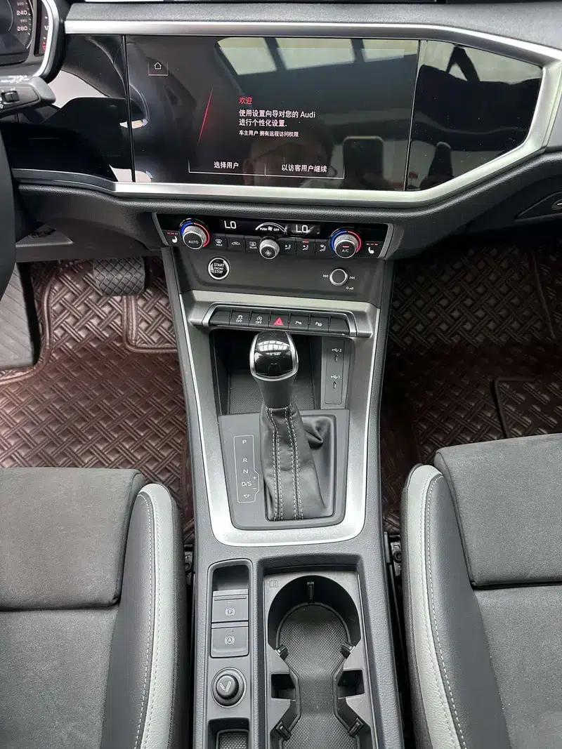 Audi Q3 2023 35 TFSI Fashion Dynamic Edition — миниатюра 10