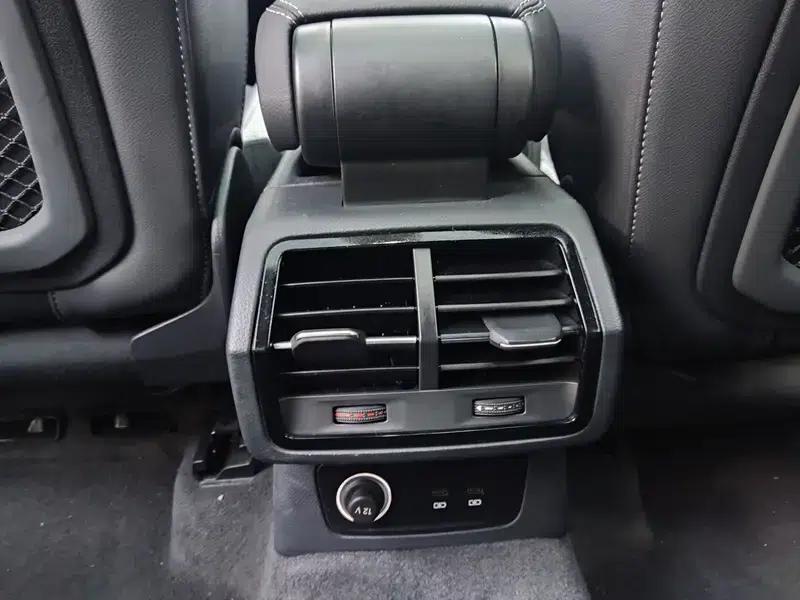 Audi Q3 2023 35 TFSI Fashion Dynamic Edition — миниатюра 9