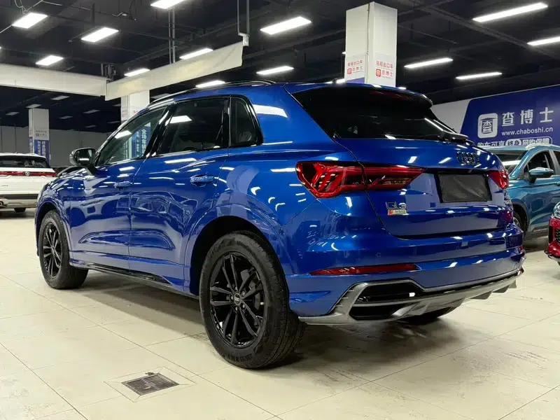 Audi Q3 2022 35 TFSI Fashion Dynamic Edition — миниатюра 4