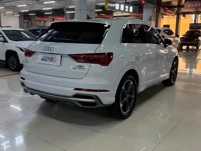 Audi Q3 2022 35 TFSI Fashion Dynamic Edition — миниатюра 6